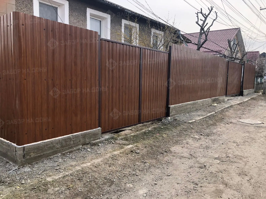 Распашные ворота из профлиста  в Крымске